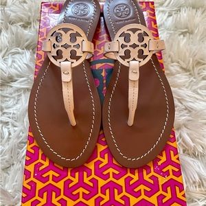 Tory Burch Flat sandals